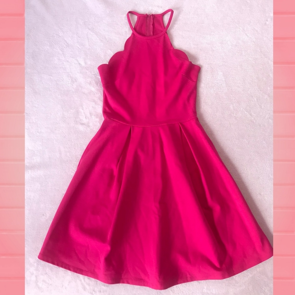 Dress - Picture 2 of 4